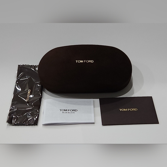 NWT, Tom Ford FT1008, Woman's Sunglasses, Size55X17X140 - Picture 7 of 7